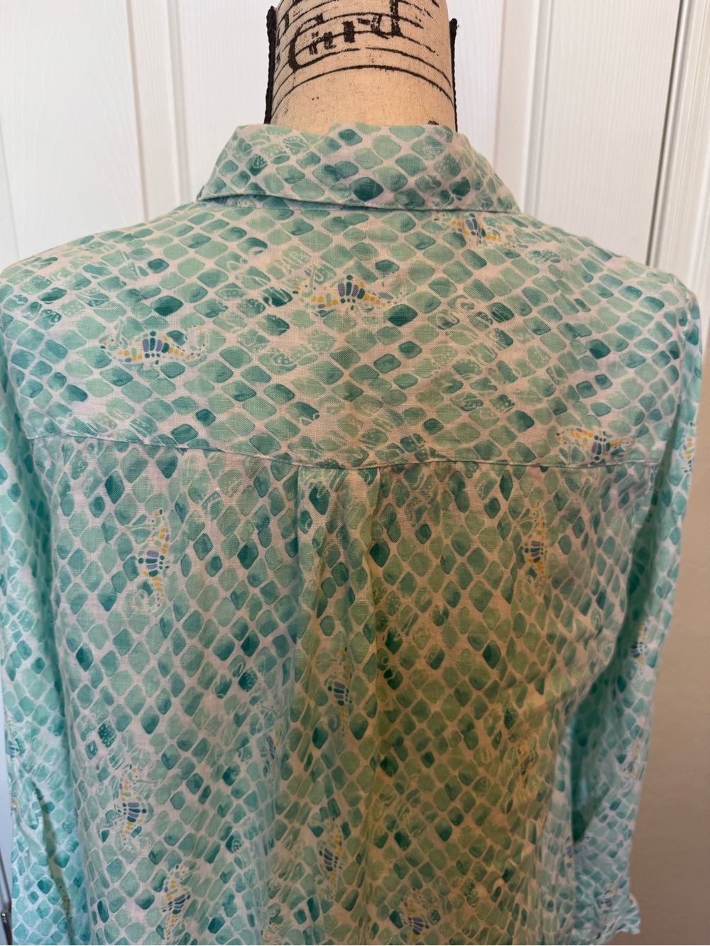 Charter Club Women’s Linen Seahorse Aqua Button Front Roll Tab Sleeve Medium - Picture 5 of 9